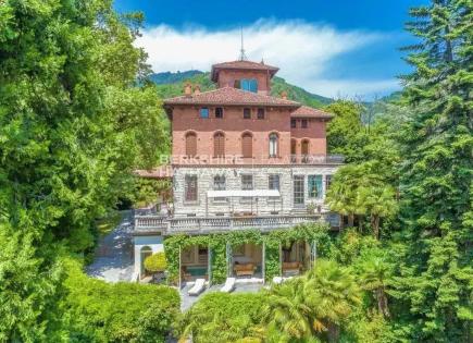 Manor for 3 990 000 euro in Varese, Italy