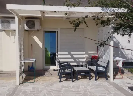 Piso para 92 000 euro en Rafailovici, Montenegro