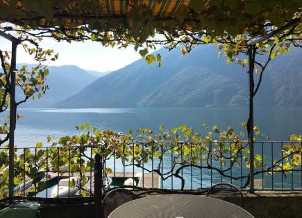 Villa para 990 000 euro en Valsolda, Italia