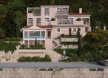 Villa for 1 500 000 euro in Stoliv, Montenegro