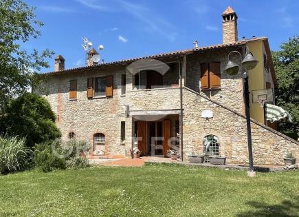 House for 925 000 euro in Corciano, Italy
