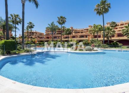 Terrain pour 965 000 Euro à Estepona, Espagne