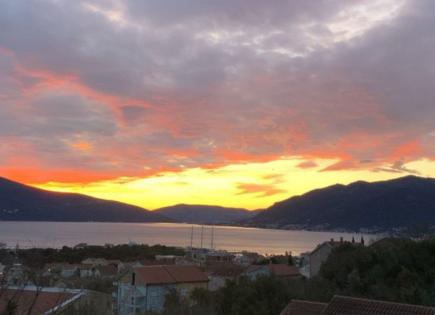 Apartamento para 275 000 euro en Tivat, Montenegro