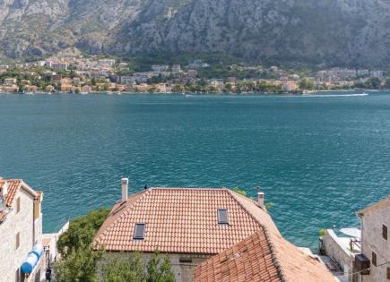 Casa para 1 899 000 euro en Muo, Montenegro