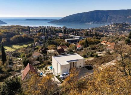 Villa per 790 000 euro a Herceg-Novi, Montenegro