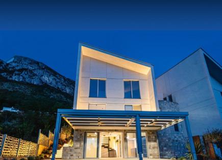 Villa for 850 000 euro in Budva, Montenegro