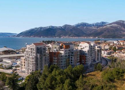 Appartamenti per 950 800 euro a Tivat, Montenegro