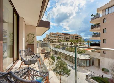 Apartment für 1 350 000 euro in Tivat, Montenegro