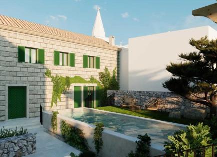 Terrain pour 580 000 Euro à Tivat, Monténégro