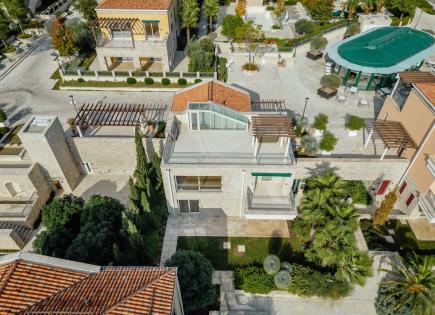 Villa pour 2 750 000 Euro à Herceg-Novi, Monténégro
