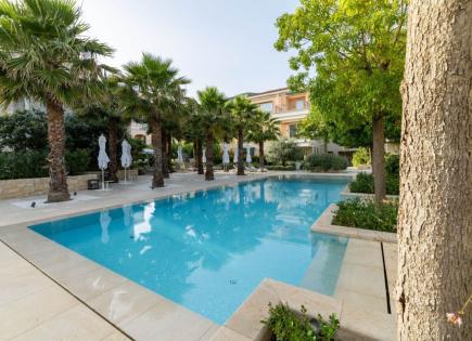 Apartamento para 1 700 000 euro en Herceg-Novi, Montenegro