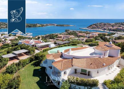 Villa in Porto Cervo, Italy (price on request)
