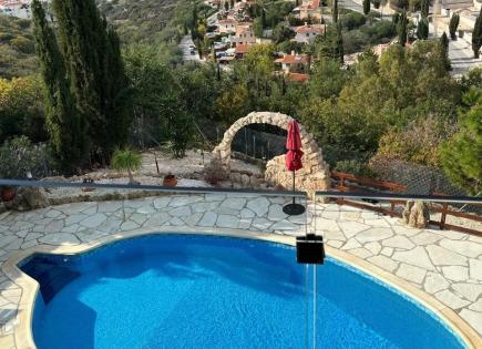 House for 700 000 euro in Tala, Cyprus