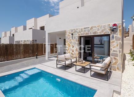 Villa for 375 000 euro in Orihuela, Spain