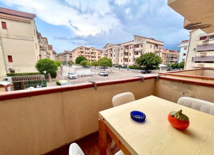 Appartement pour 56 000 Euro à Scalea, Italie