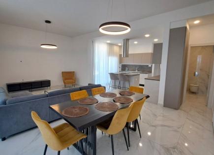 Apartamento para 2 300 euro por mes en Germasogeia, Chipre