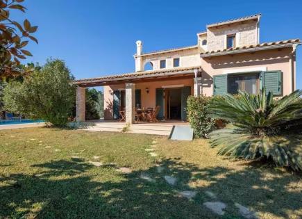Villa for 800 000 euro on Corfu, Greece