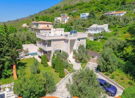 Villa para 750 000 euro en Budva, Montenegro