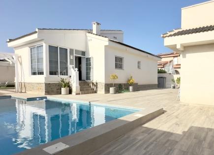 Villa für 450 000 euro in Ciudad Quesada, Spanien