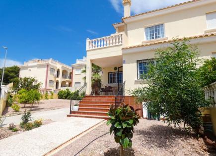 Chalet pour 1 200 Euro par mois à Algorfa, Espagne