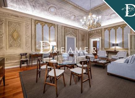 Apartamento para 3 100 000 euro en Florencia, Italia