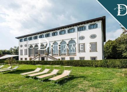 Appartement pour 1 350 000 Euro à Capannori, Italie