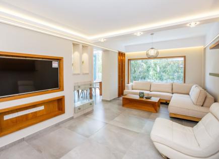 Apartamento para 5 500 euro por mes en Germasogeia, Chipre