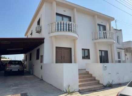 Haus für 2 000 euro pro Monat in Larnaka, Zypern