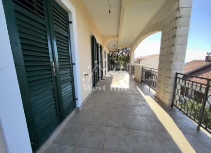 Haus für 400 000 euro in Herceg-Novi, Montenegro