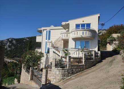 House for 165 000 euro in Dobra Voda, Montenegro
