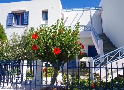 Hotel for 1 100 000 euro in Ierapetra, Greece