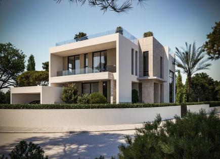 House for 2 600 000 euro in Moni, Cyprus