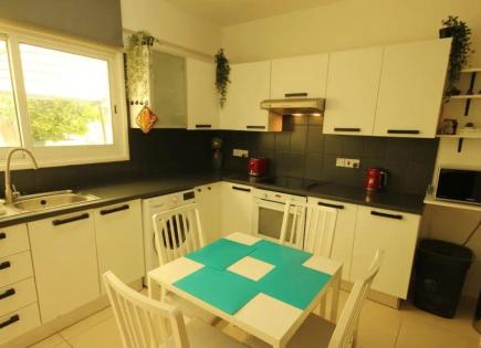 Apartamento para 225 000 euro en Lárnaca, Chipre