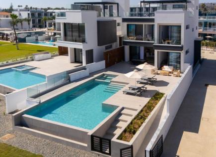 Villa for 2 884 000 euro in Protaras, Cyprus