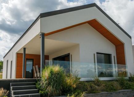 Haus für 285 000 euro in Hévíz, Ungarn