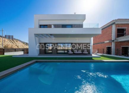 Villa for 585 000 euro in Finestrat, Spain