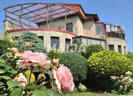 Casa para 190 000 euro en Liepaja, Letonia