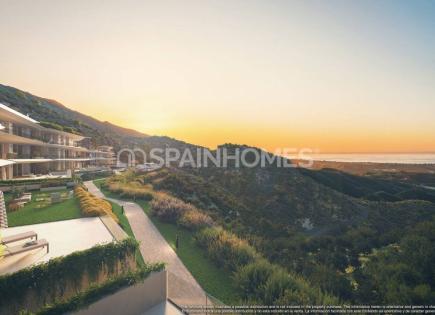 Apartment for 925 000 euro in Benahavis, Spain
