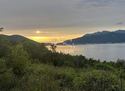 Terrain pour 250 000 Euro à Đuraševići, Monténégro