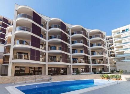 Wohnung für 231 000 euro in Becici, Montenegro