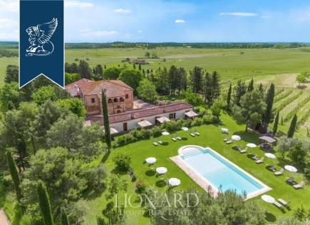 Ferme pour 2 500 000 Euro à Asciano, Italie