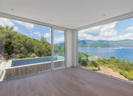 Villa pour 1 800 000 Euro à Tivat, Monténégro