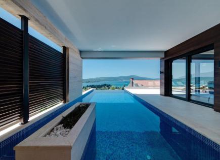 Villa para 2 200 000 euro en Tivat, Montenegro