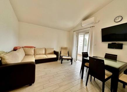Wohnung für 240 000 euro in Budva, Montenegro