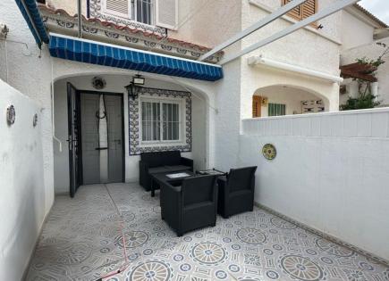 Bungalow for 110 000 euro in Torrevieja, Spain