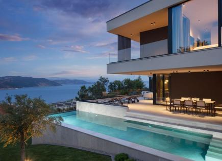 Villa for 2 300 000 euro in Rabac, Croatia
