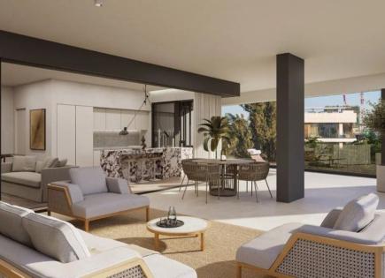 Penthouse for 930 000 euro in Limassol, Cyprus
