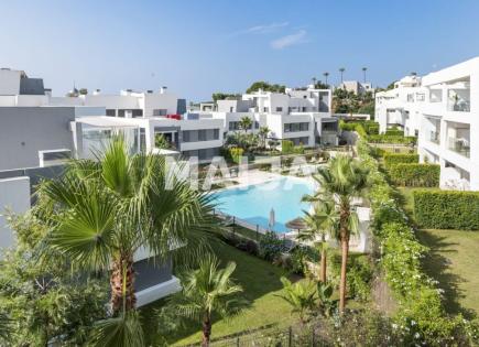 Wohnung für 649 000 euro in Estepona, Spanien