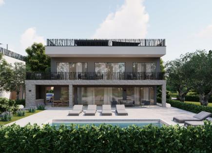 Villa for 2 000 000 euro in Porec, Croatia