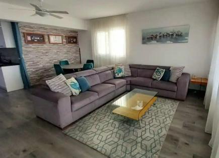 Apartamento para 215 000 euro en Lárnaca, Chipre